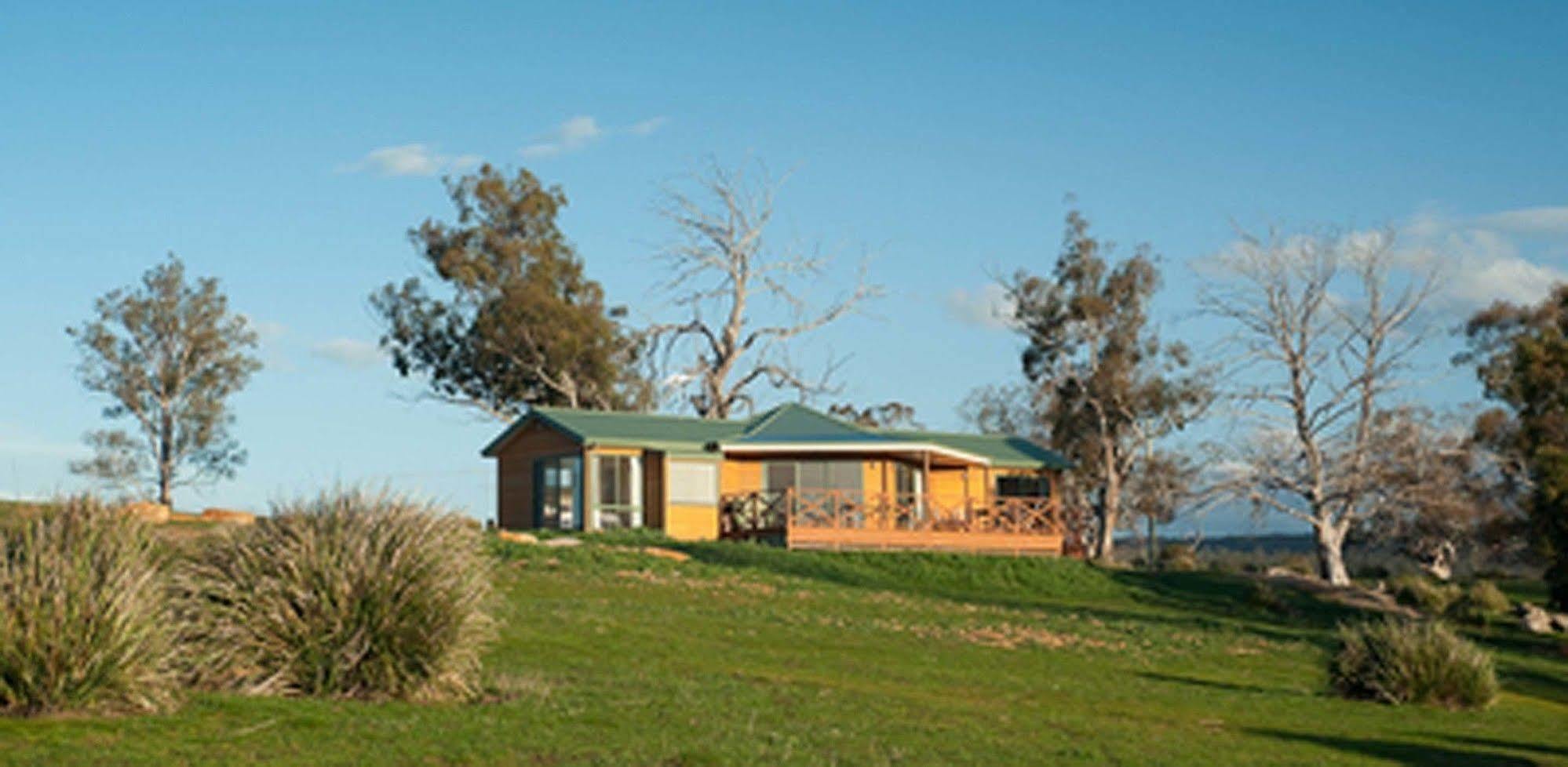 Curringa Farm Villa Meadowbank Exterior photo